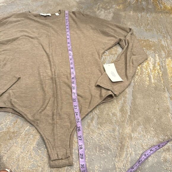 vince Dolman bodysuit size S dove oat color brand new - Picture 8 of 10